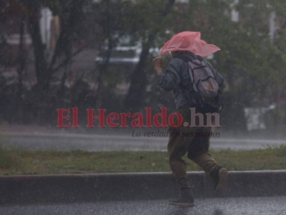 Lluvias continuarán hasta el miércoles en varias partes de Honduras