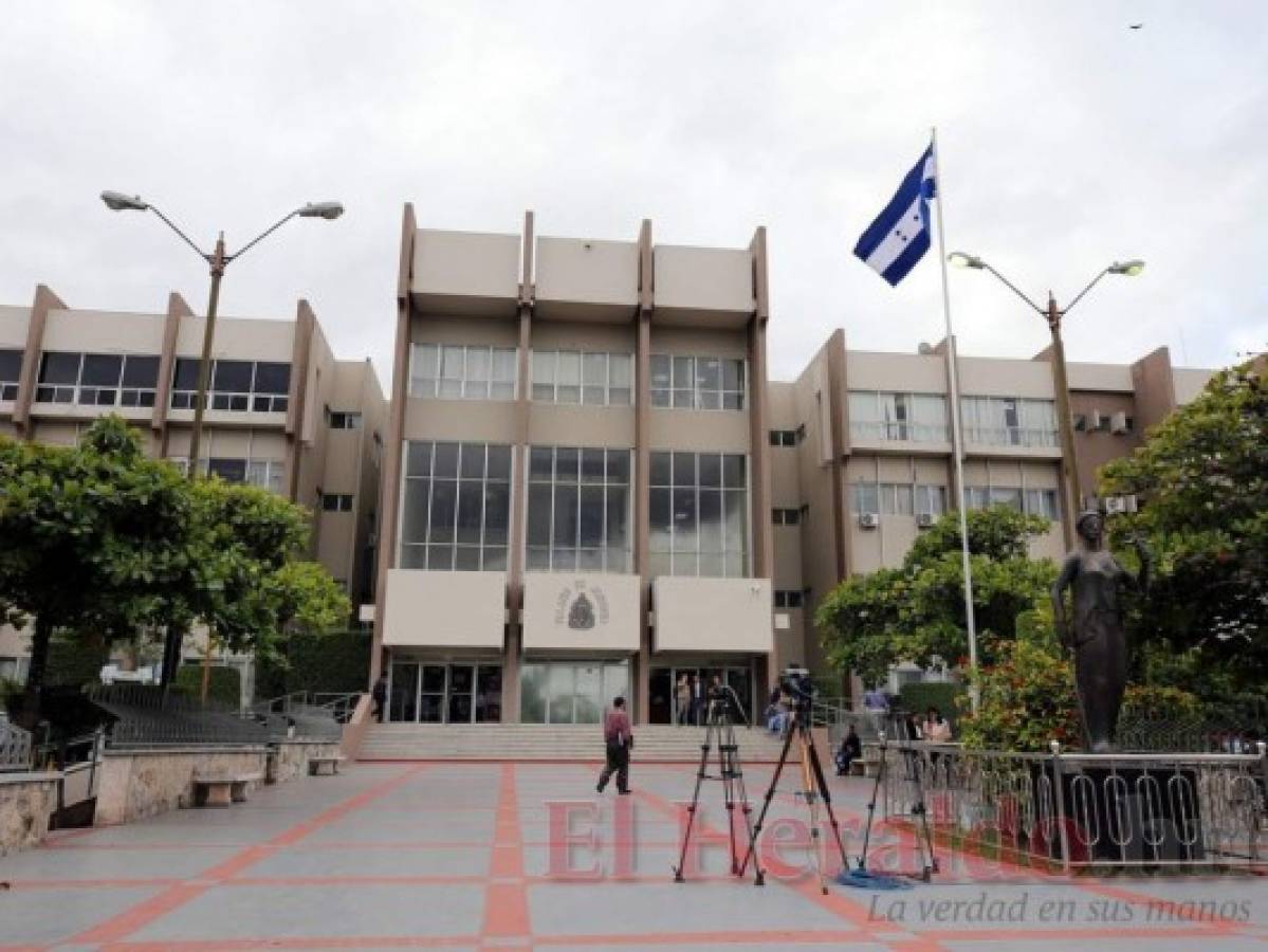 Fiscal adjunto exhorta a CSJ fallar contra Ley del Fondo Departamental 