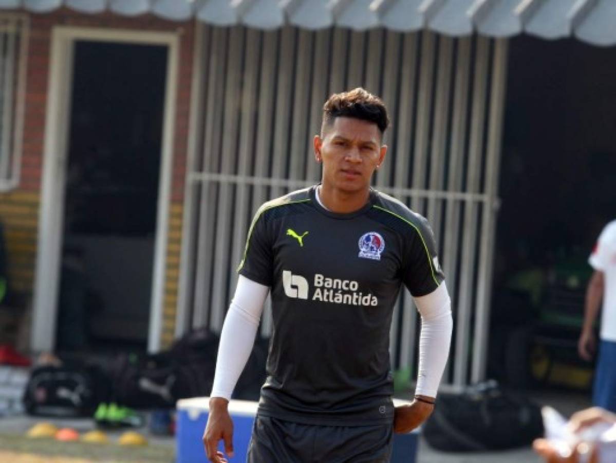 Brayan Moya apareció entrenando con Olimpia en el Valle de Amarateca