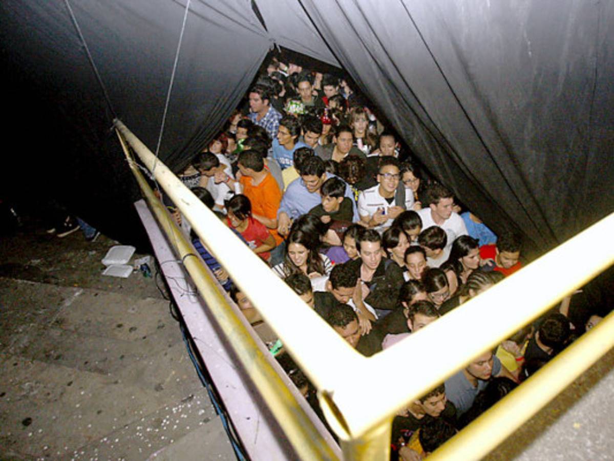 Hubo mano criminal en incendio dentro del Coliseo