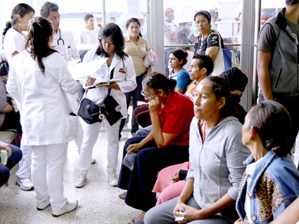 Suspenden cirugías por paro de personal en hospital Escuela de Tegucigalpa