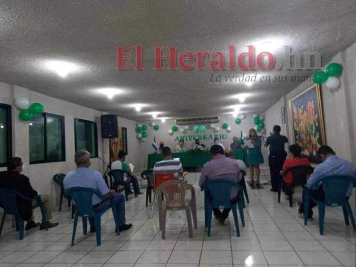 La DC celebró su aniversario con un pequeño acto en su sede.