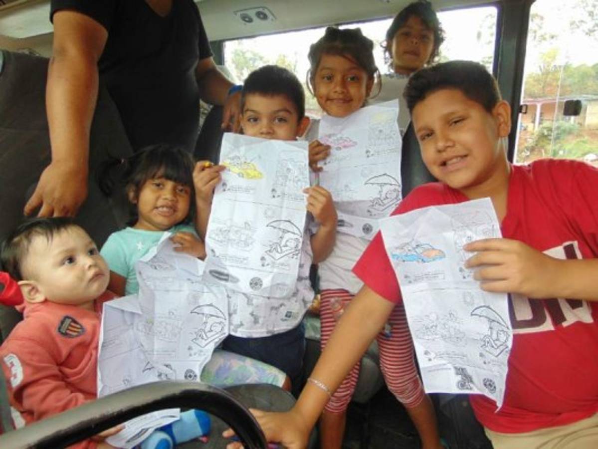 Los padres de familia enfatizaron en la seguridad y resaltaron la presencia de voluntarios y autoridades de Conapremm en numerosos sectores.