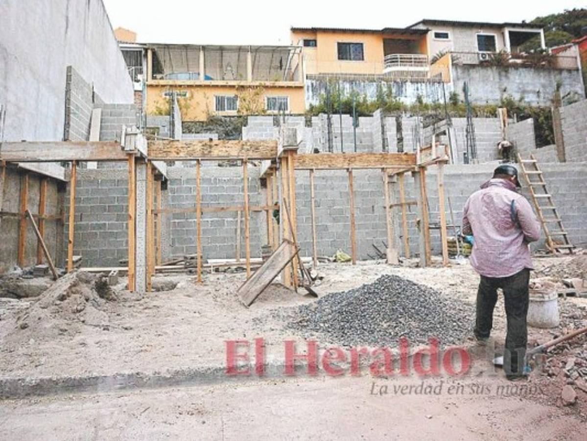 La construcción privada cayó más de 30% durante 2020 por la crisis