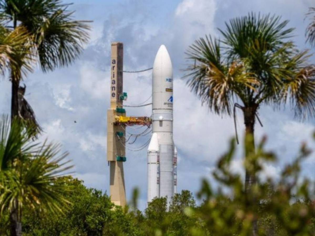 Reanudan operaciones para el lanzamiento del cohete Vega