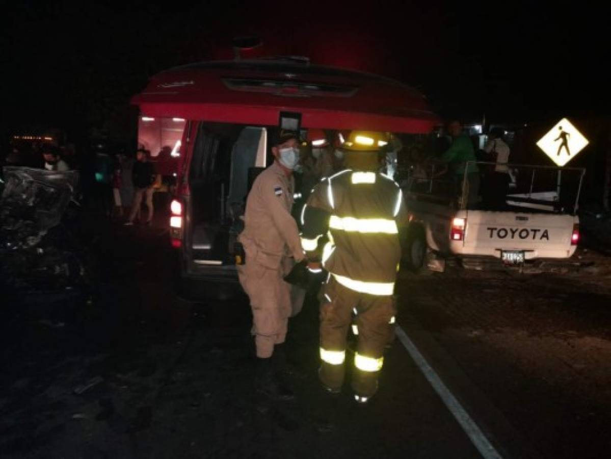 Cinco personas muertas deja brutal accidente en Choloma, Cortés