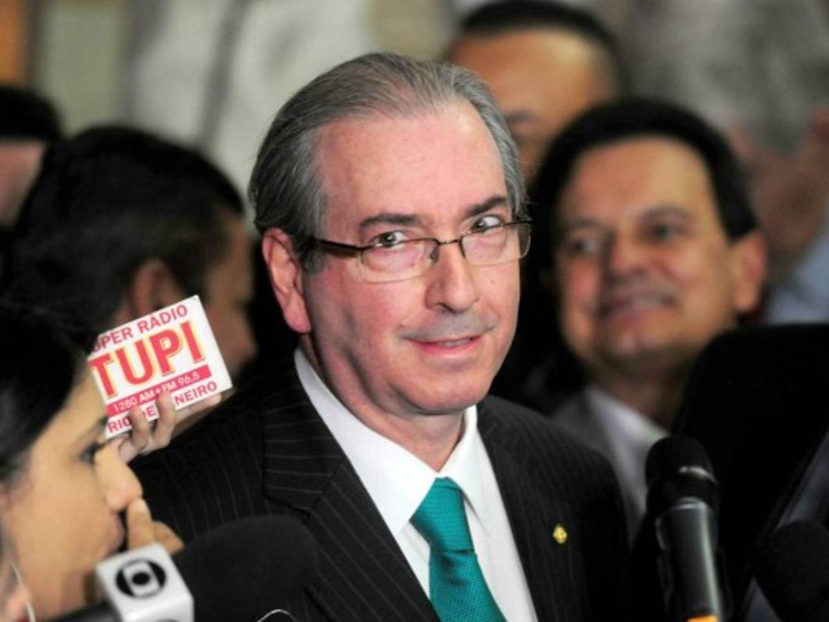 Brasil-corrupción: Renuncia jefe de diputados que abrió impeachment de Rousseff
