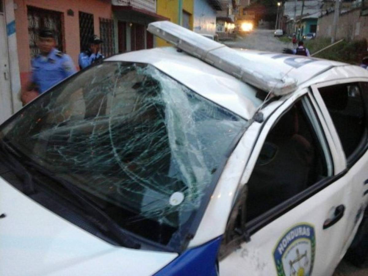 Tres policías resultan heridos tras persecución en la capital