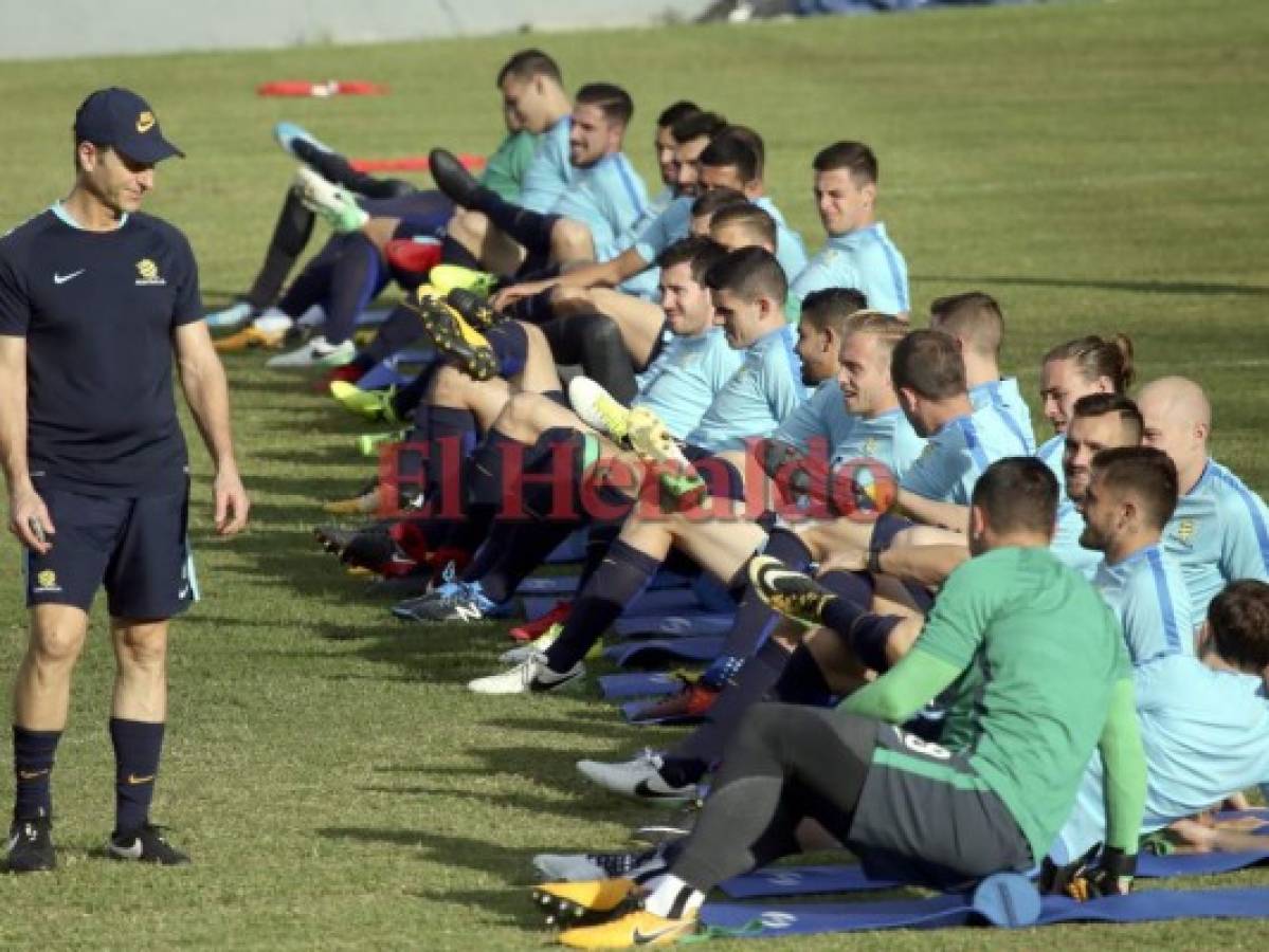 Los australianos ultiman su once titular para el partido del viernes ante Honduras