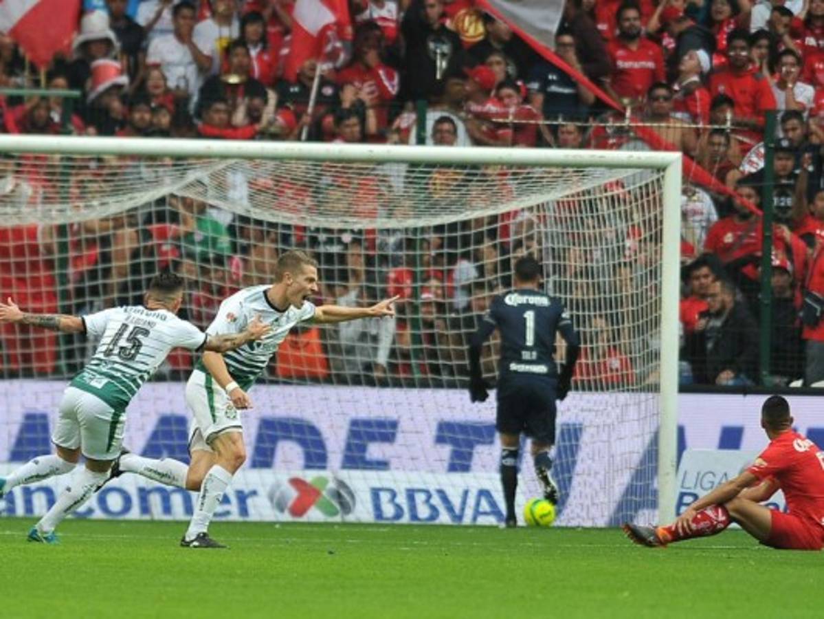 Santos empata 1-1 con Toluca y se consagra campeón del fútbol mexicano