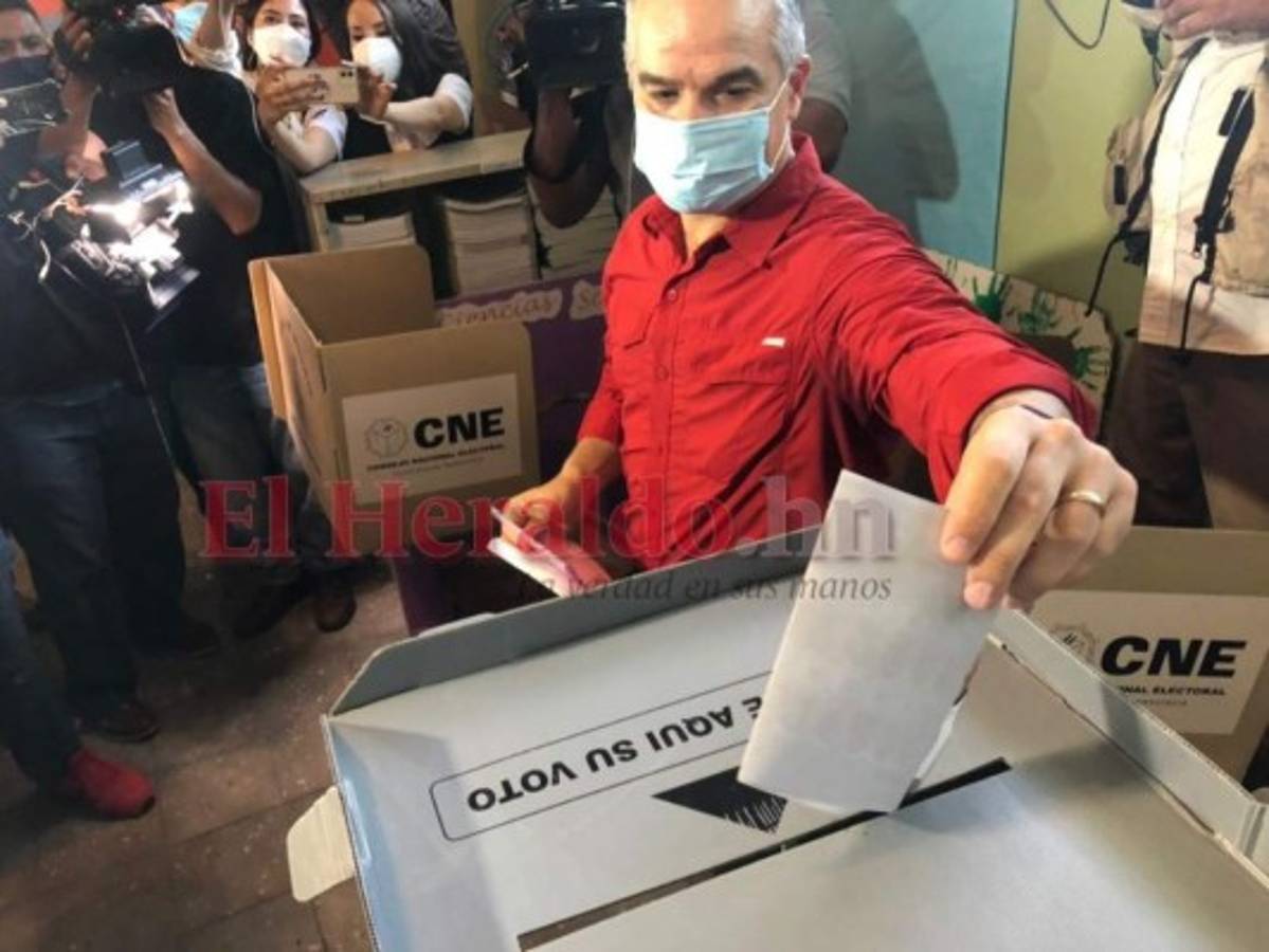 Así votaron los precandidatos a la presidencia de Honduras (FOTOS)