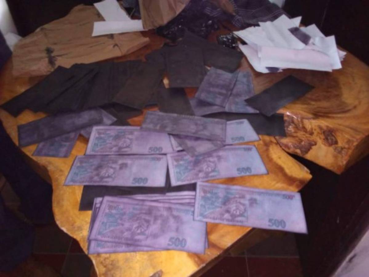 El dinero falso, de la denominación de 500 lempiras, fue decomisado.