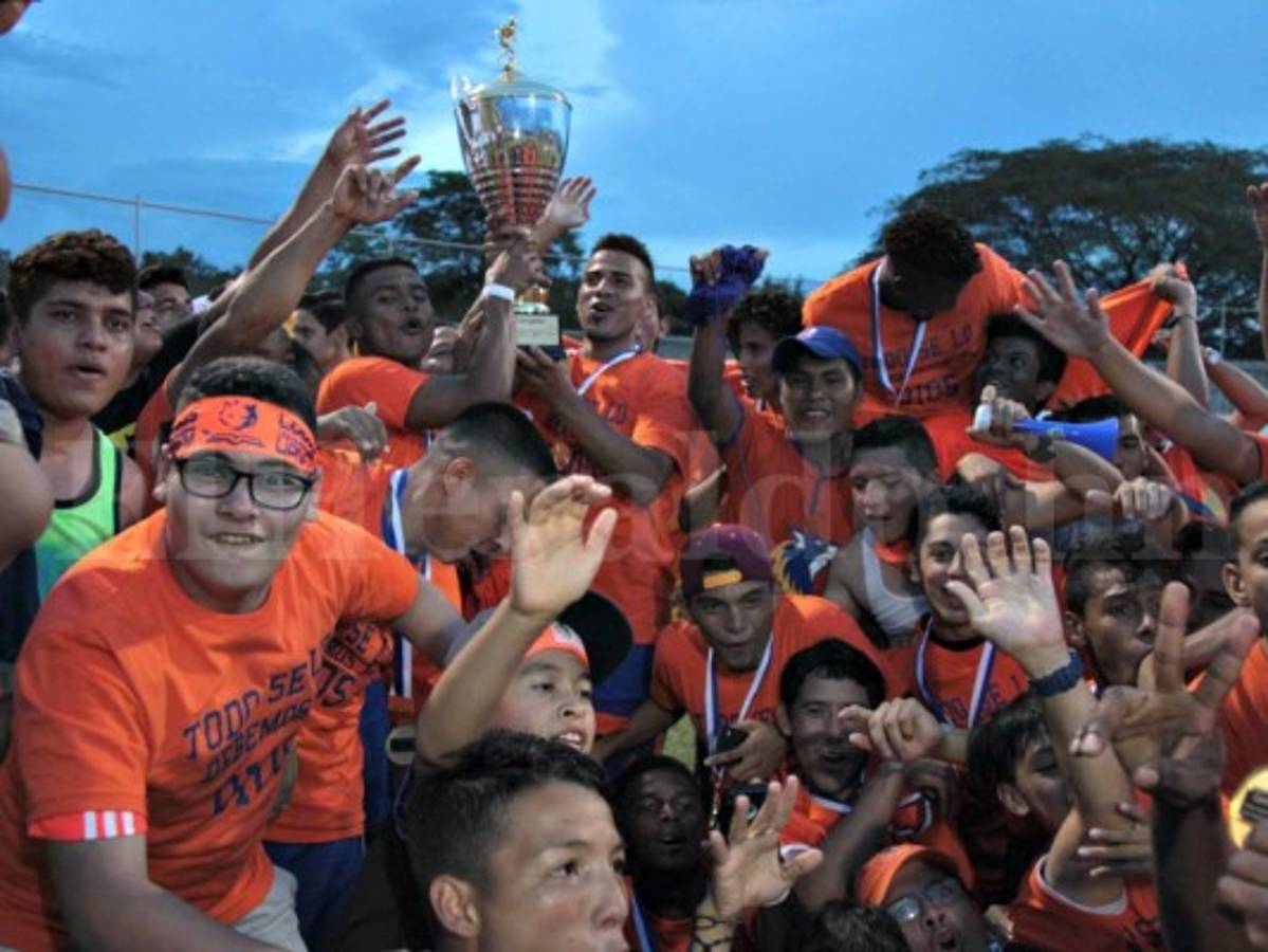 Lobos UPNFM sale campeón del Clausura ante Villanueva y ante Lepaera definirán el ascenso