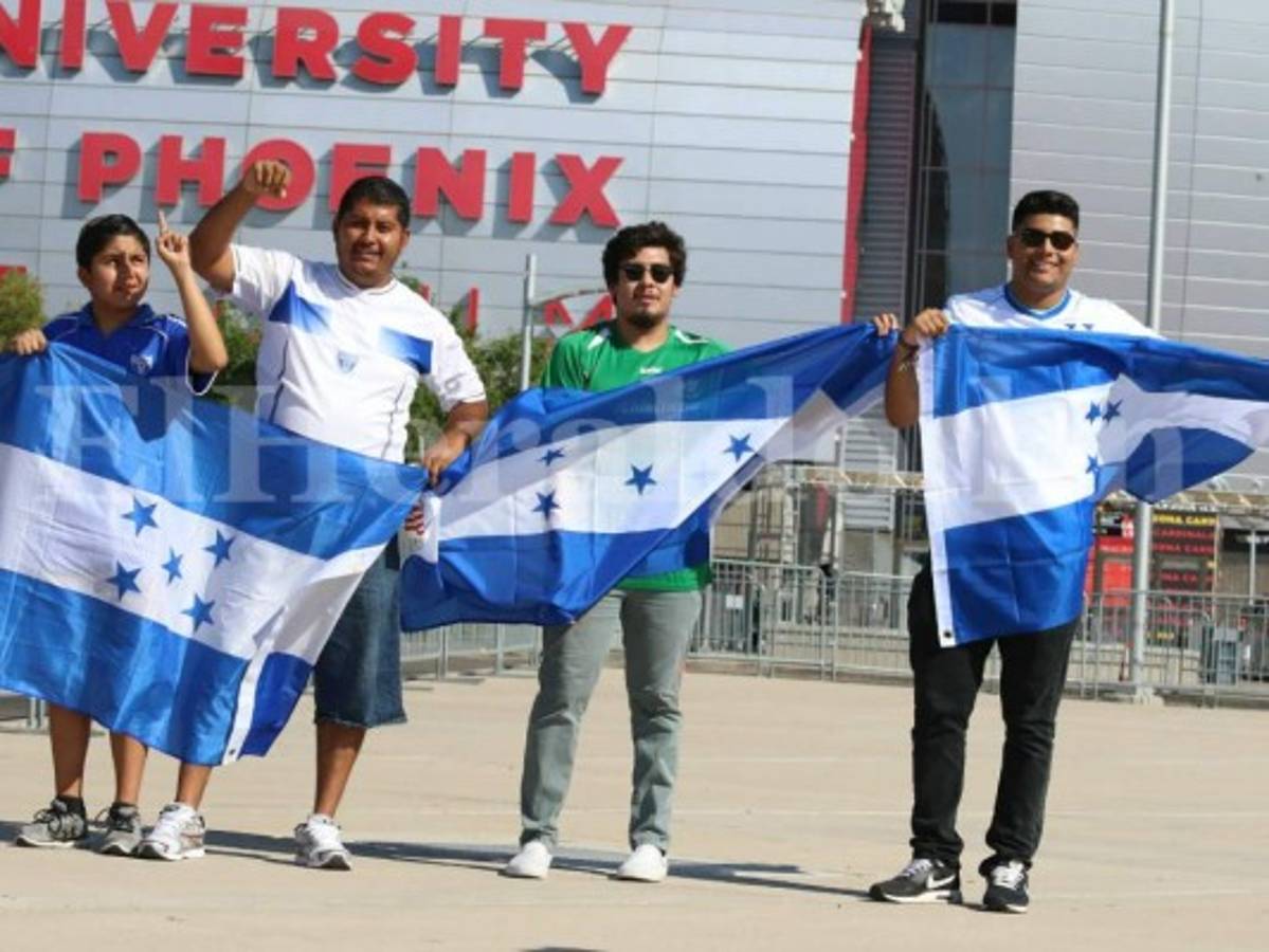Phoenix, Arizona: Afición hondureña cree que la Bicolor eliminará a México