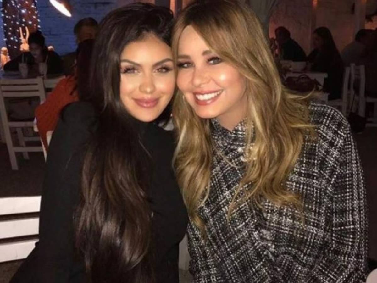 Alexa Dellanos luce irreconocible tras dar un giro de 180 grados en su vida