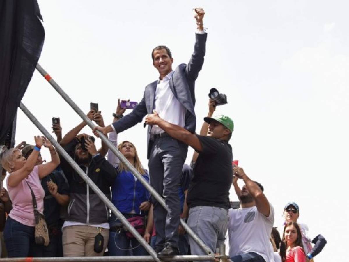 Países europeos reconocen a Guaidó al expirar ultimátum a Maduro