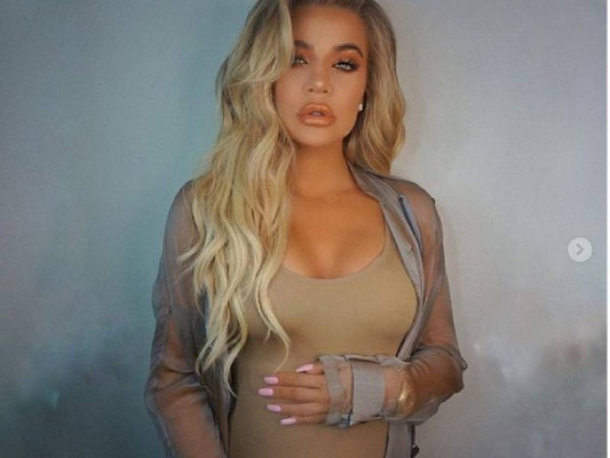 Khloé Kardashian se convierte en mamá por primera vez