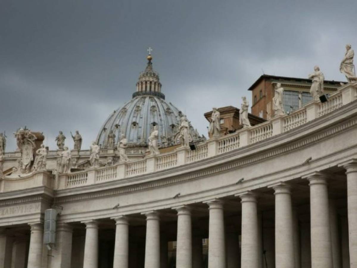 Despiden al subdirector del banco del Vaticano