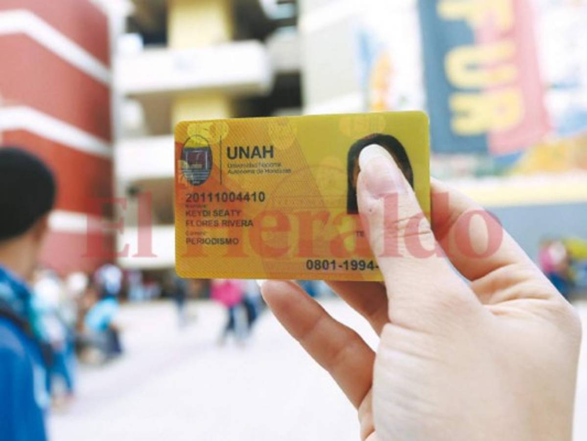 Llaman a estudiantes de la UNAH a reclamar su carné