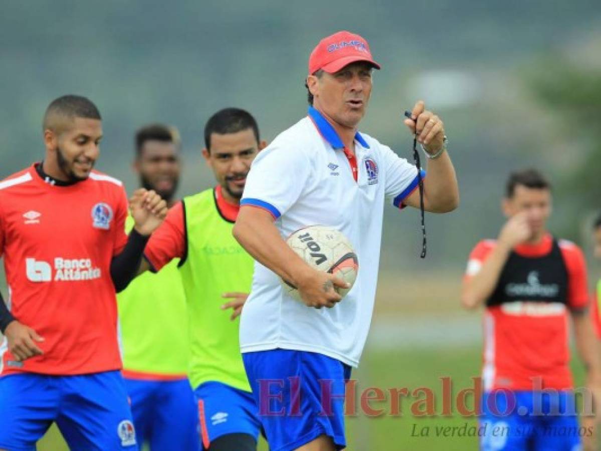 Pedro Troglio asegura que no jugará la final de la Copa Premier en el Olímpico