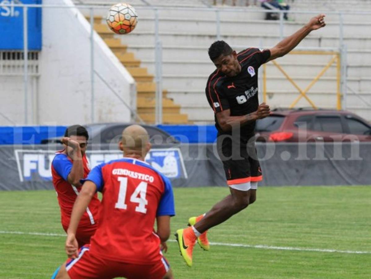 Olimpia venció 5-0 al Gimnástico en un amistoso en el Estadio Nacional de Tegucigalpa