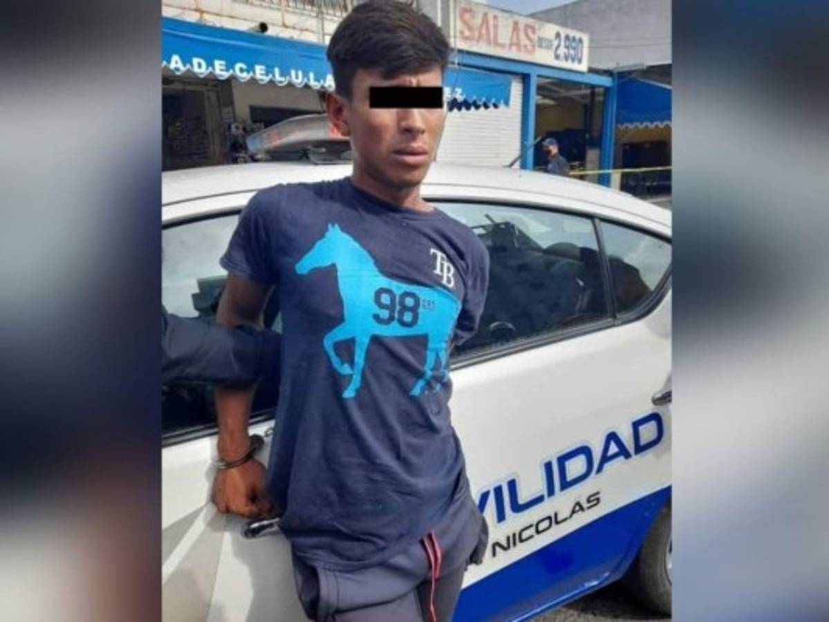 Capturan a hondureño por robar una patrulla policial en México