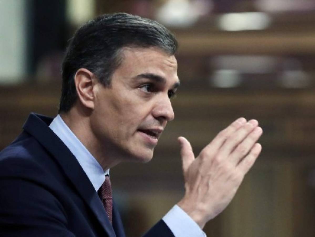 Gobierno español decreta estado de alarma y toque de queda nocturno