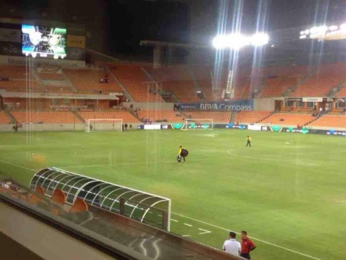 Selección de Honduras perdió 0-1 ante Jamaica en partido amistoso jugando en el BBVA Compass Stadium