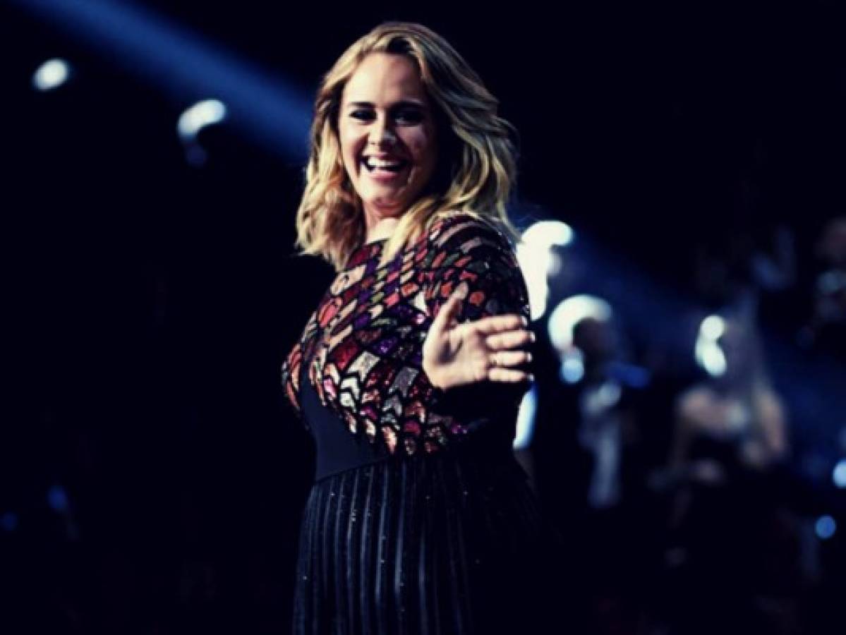 Adele impacta por drástica pérdida de peso tras foto en Instagram