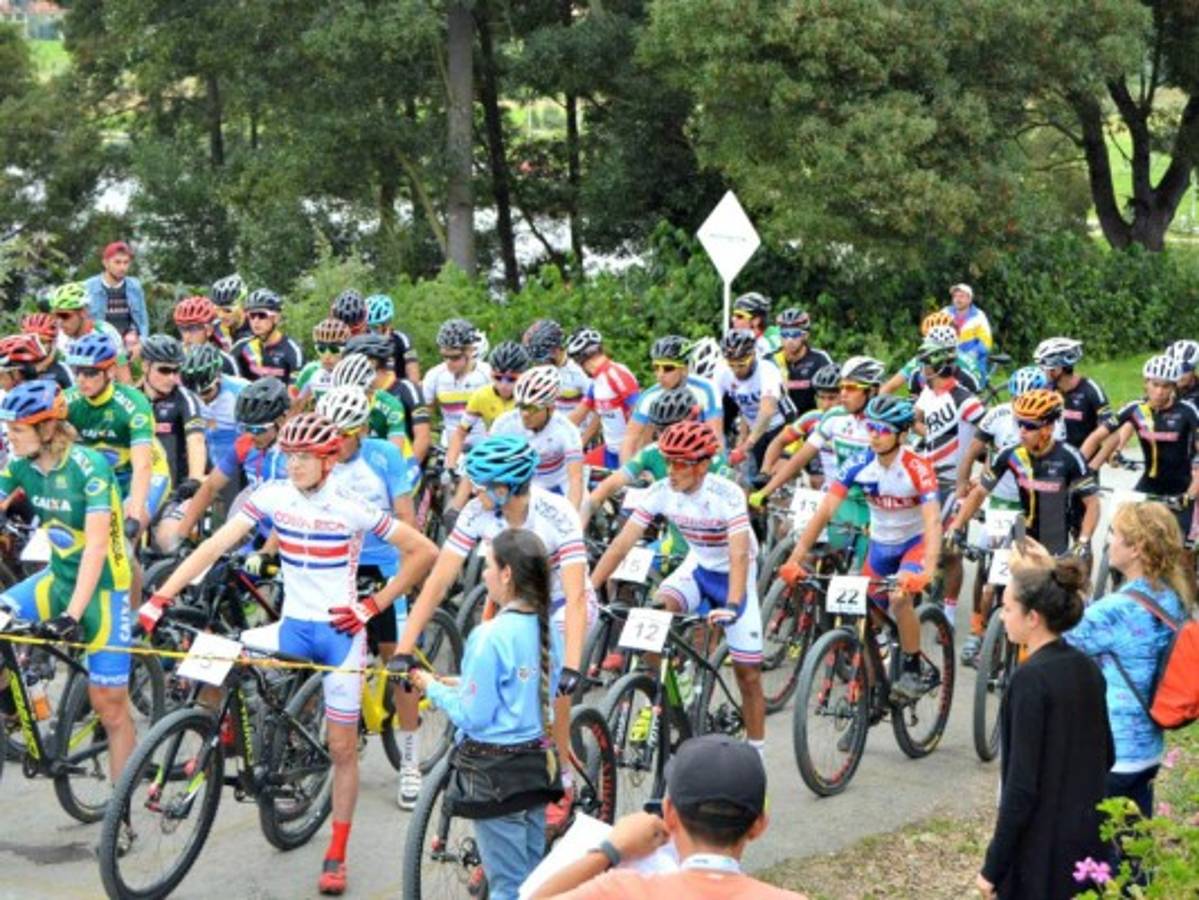 Mariajosé Montoya gana medalla de plata para Honduras en Panamericano de ciclismo