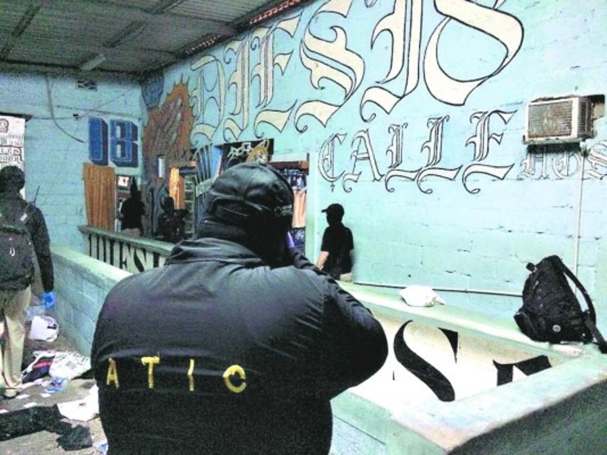 En tres videos y 18 libros buscan identidad de cómplices de la fuga de Támara