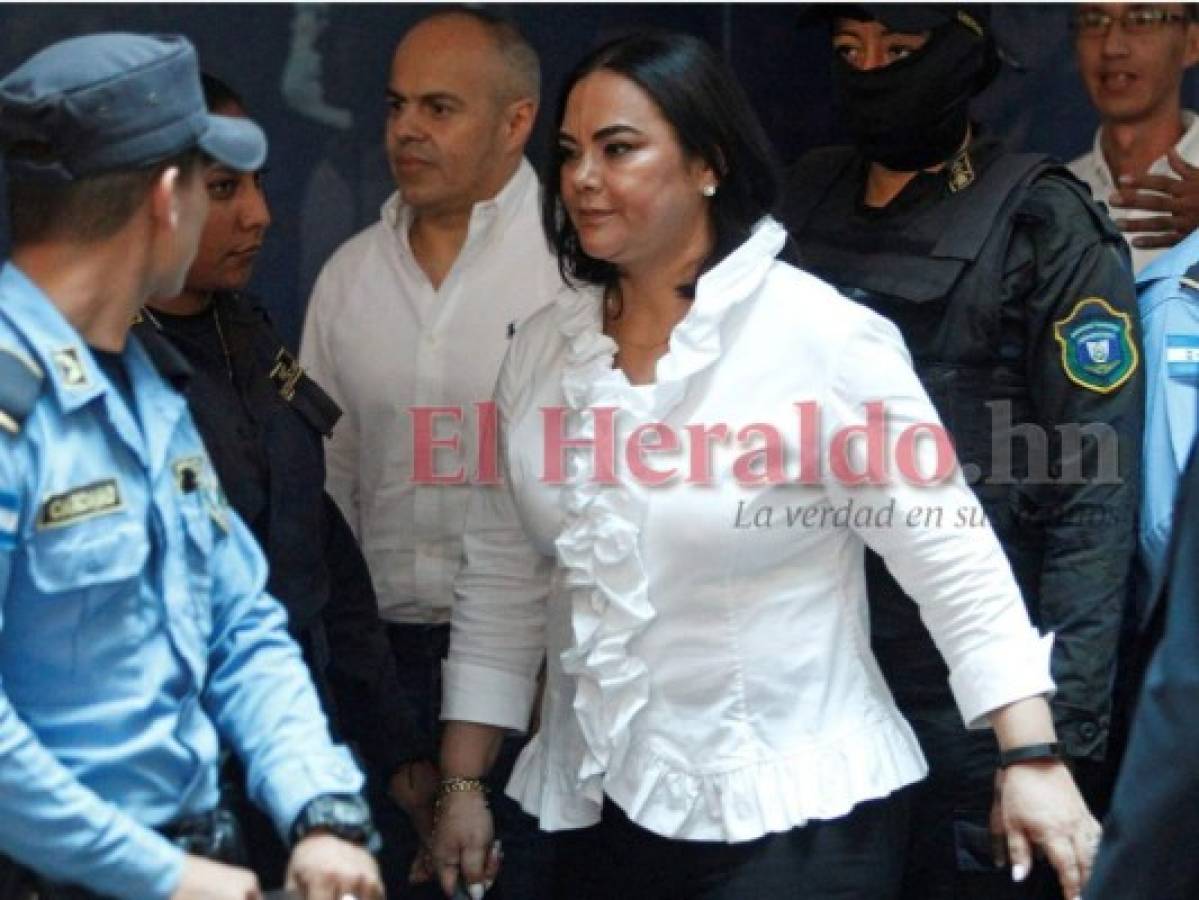Rosa Elena Bonilla y Saúl Escobar se defenderán en libertad