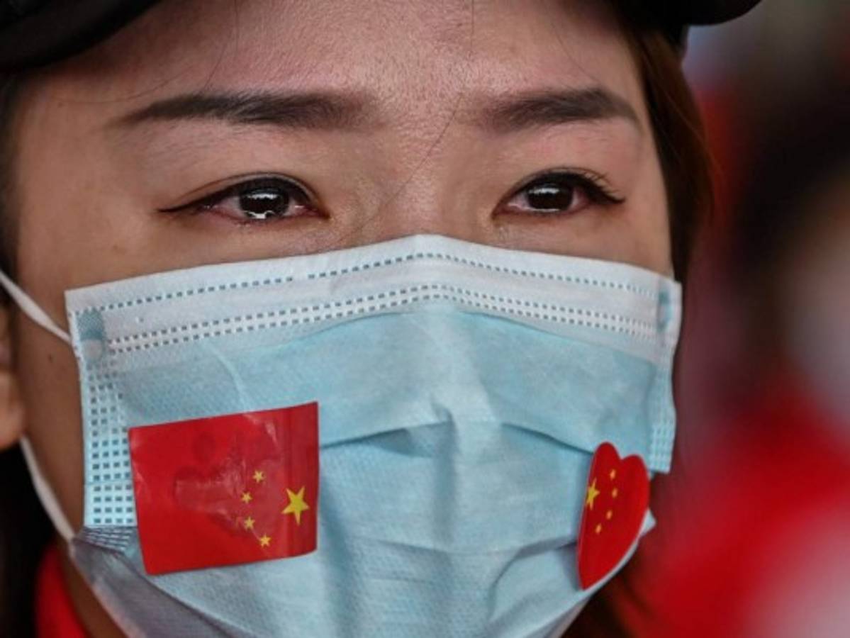 Una eufórica Wuhan celebra el fin del encierro por el coronavirus