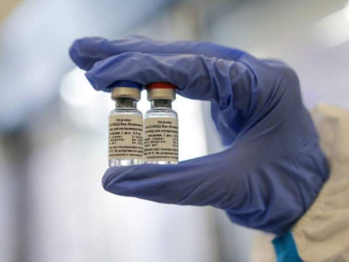 En partes llegarán vacunas contra el covid-19 compradas por el IHSS