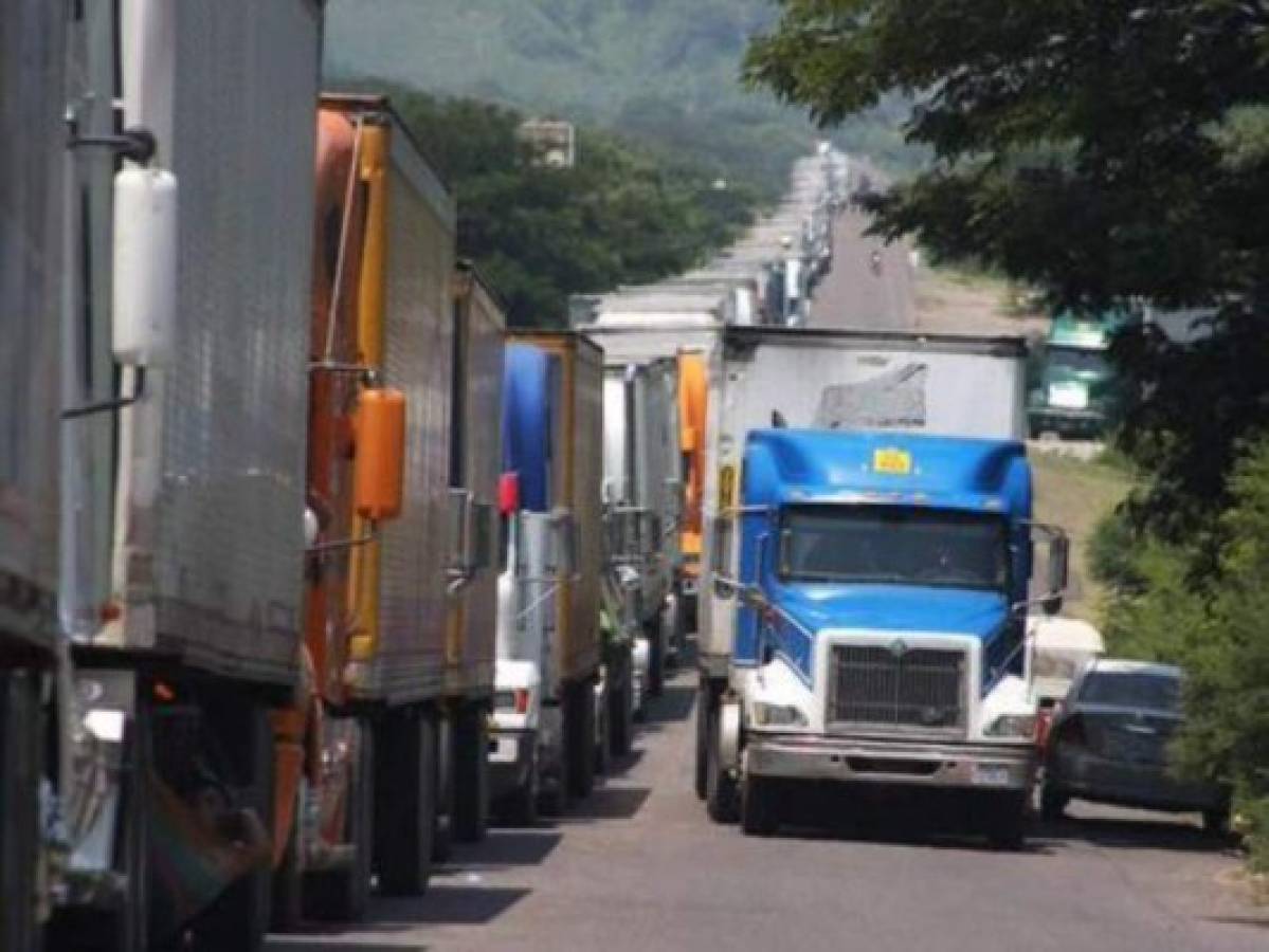 Fin a toma de carreteras, gobierno y transportistas de carga llegan a acuerdo
