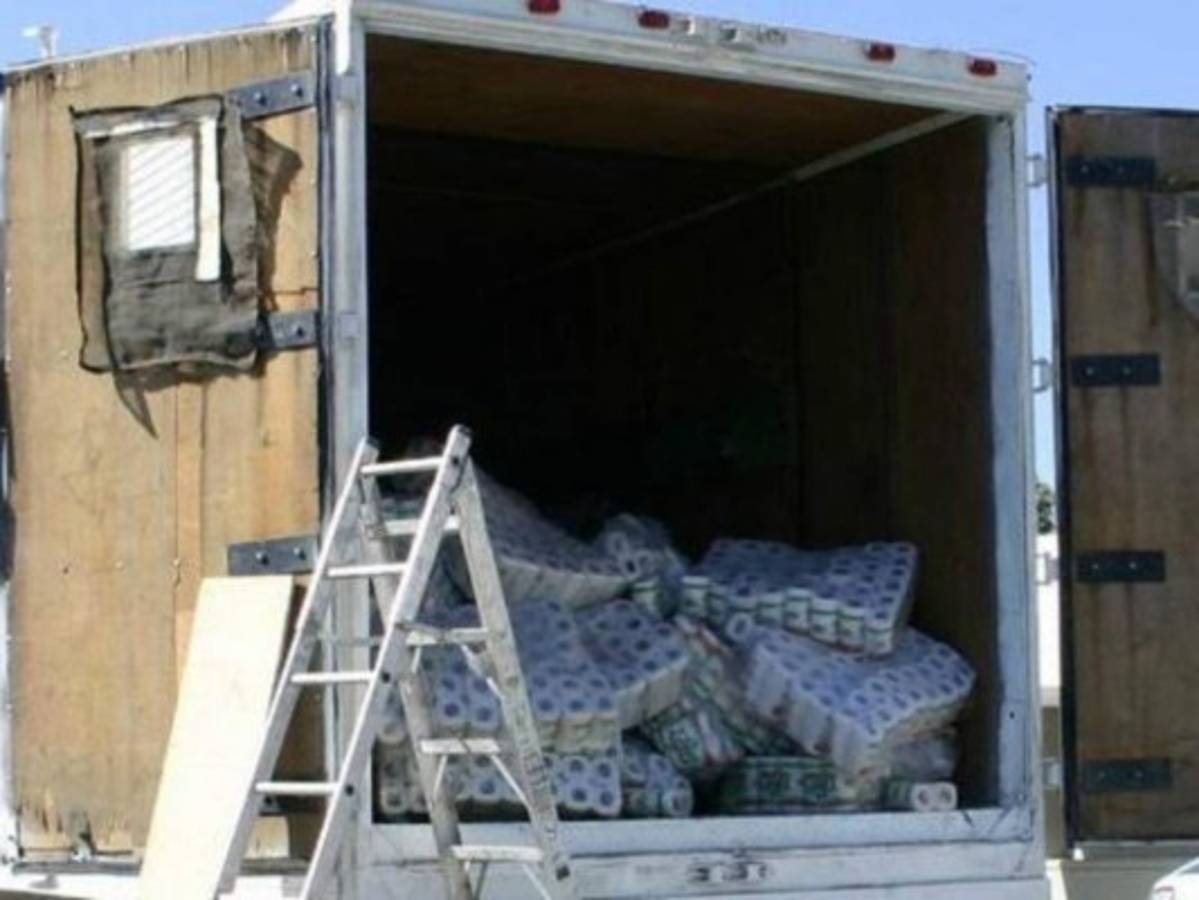 Cuatro migrantes mueren asfixiados en un camión en México