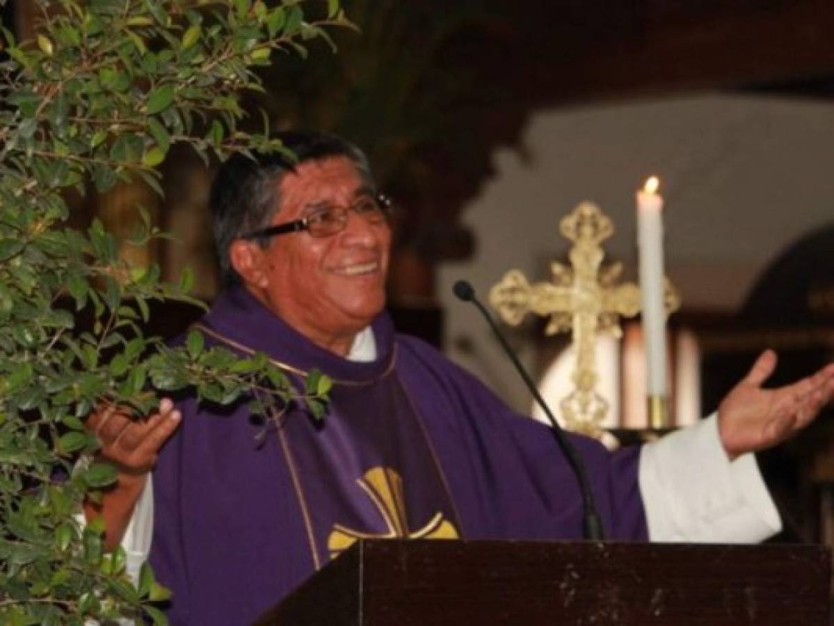 Muere de coronavirus el padre Rudi Mejía en Santa Rosa de Copán