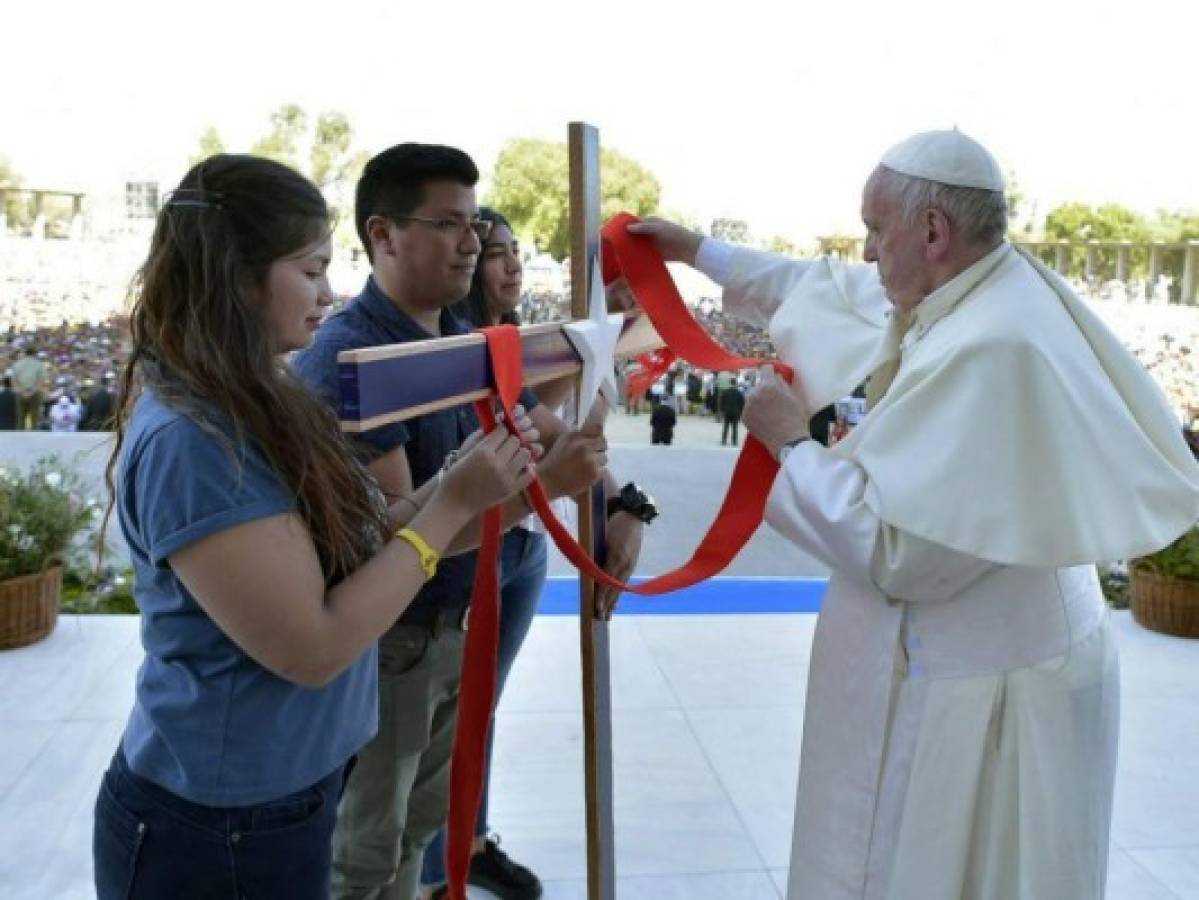 Papa Francisco y jóvenes chilenos 'se conectan” en misa oficiada por el pontífice