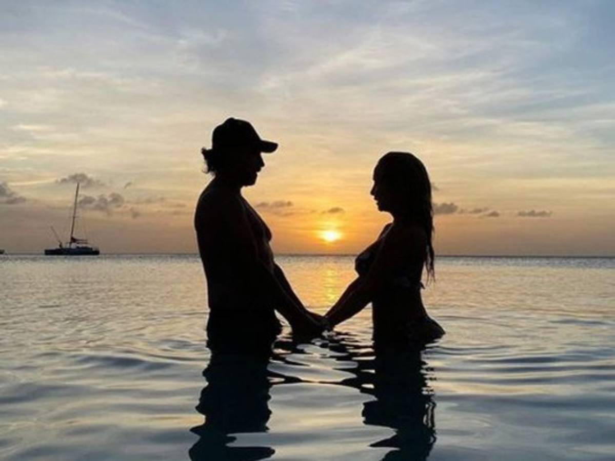 Cristian Salas, esposa de Marco Antonio Solís, le dedica romántico mensaje