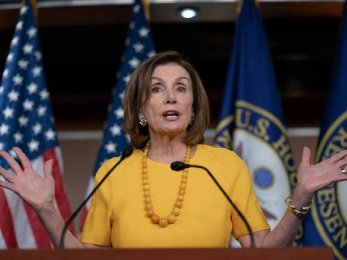 Nancy Pelosi pidió a Trump retrasar deportación de migrantes por teléfono