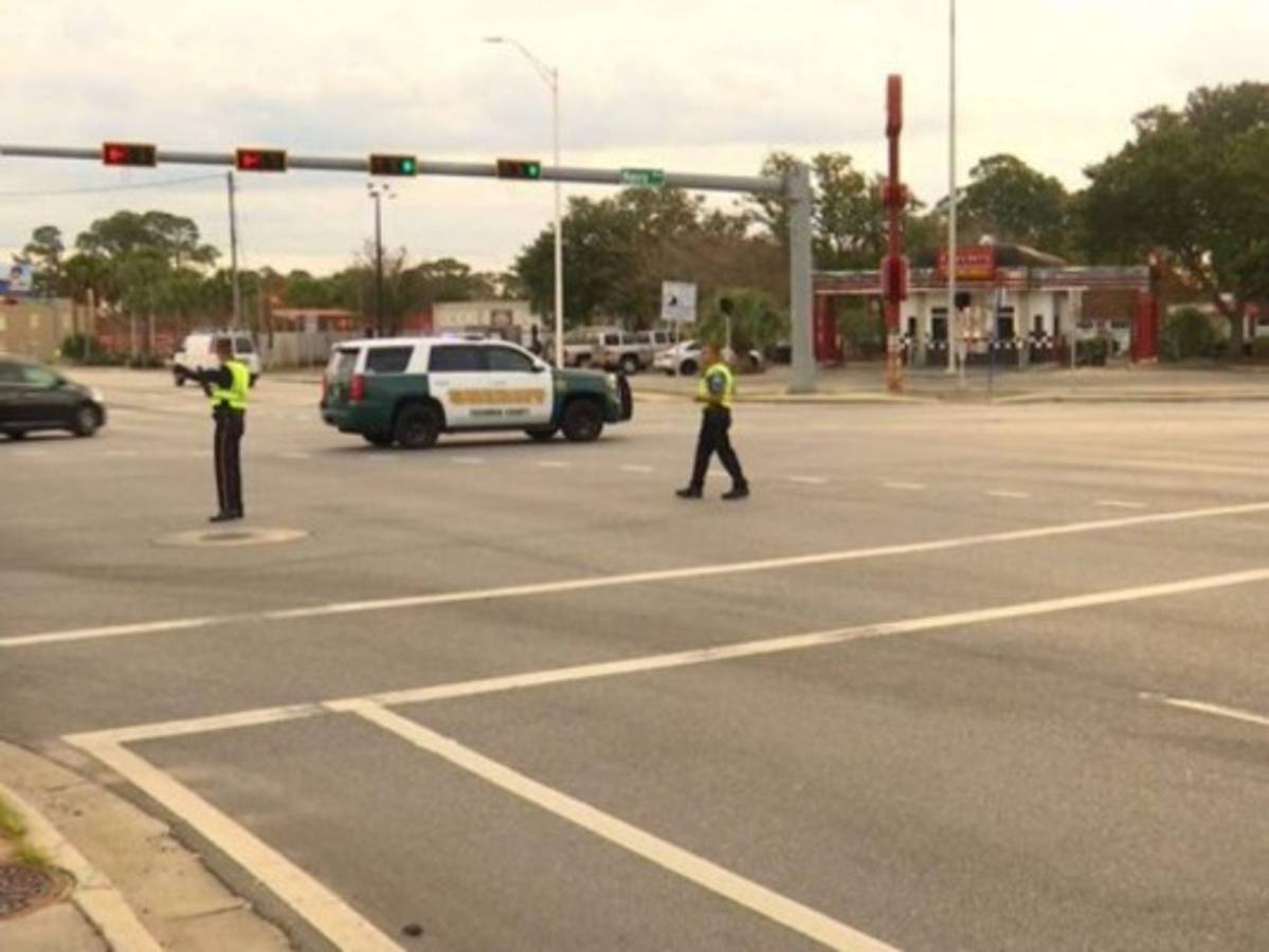 Dos muertos y varios heridos deja tiroteo en Base Naval de Miami