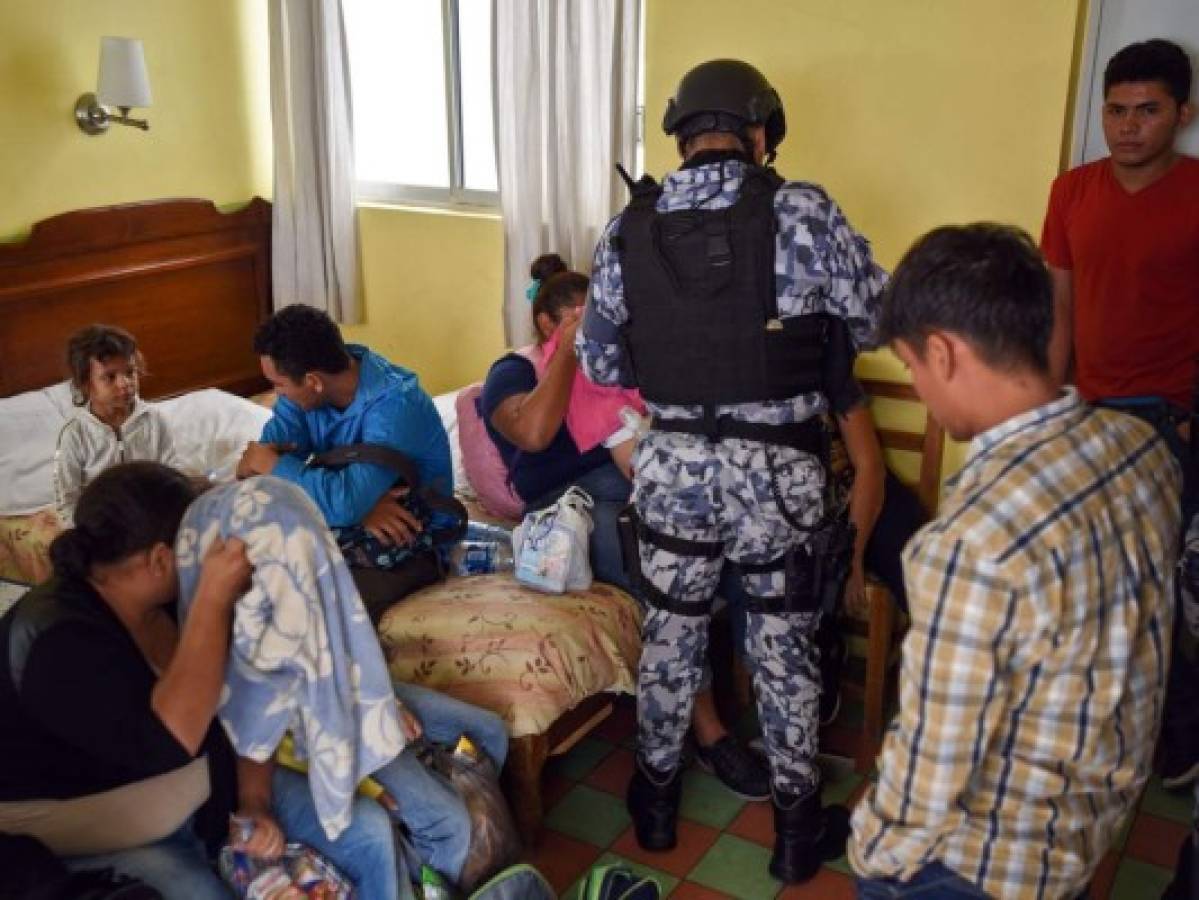 Detienen a casi 400 migrantes de Honduras y Guatemala en México