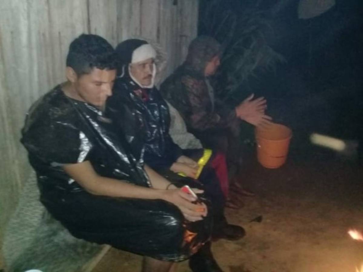 Rescatan con vida a investigadores y estudiantes que se habían extraviado en la Sierra de Agalta