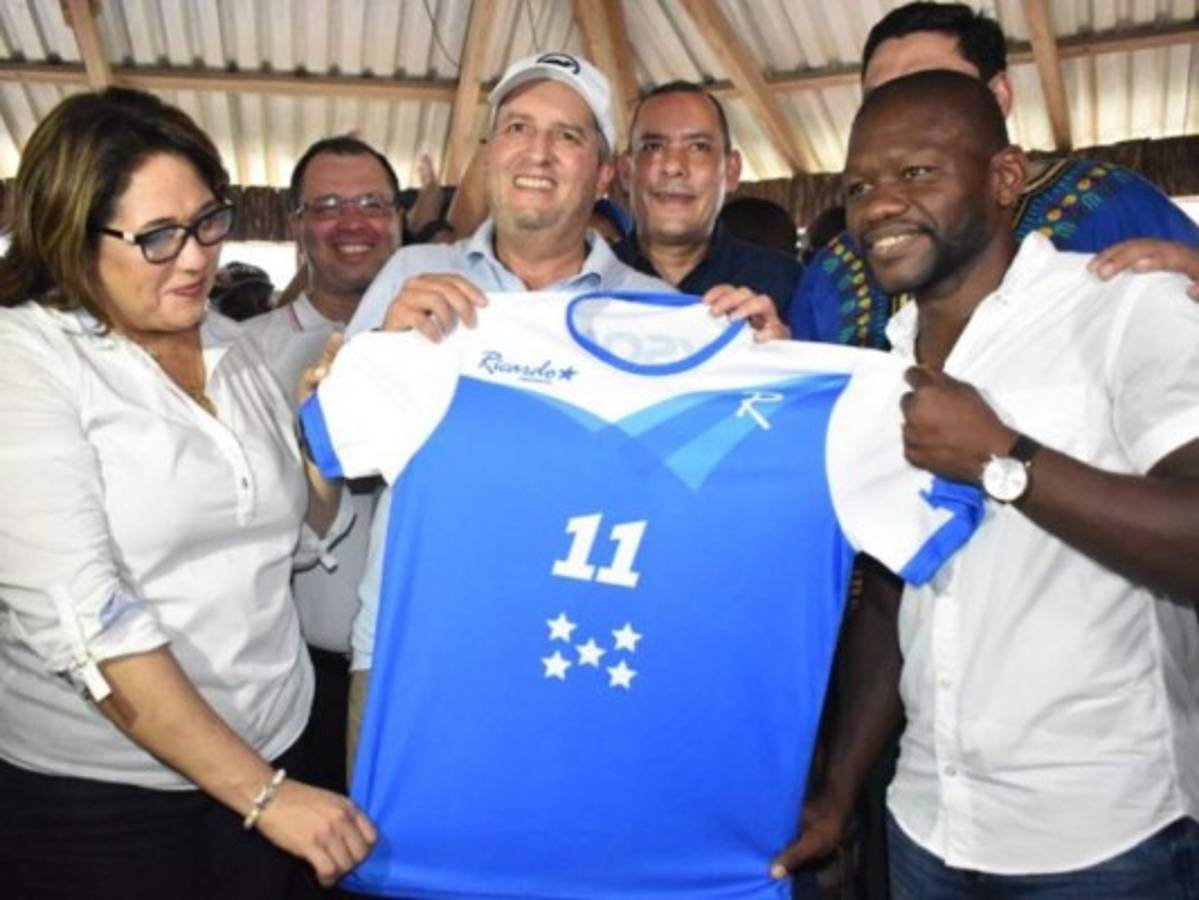 'Tyson” Núñez se une a Salvemos Honduras