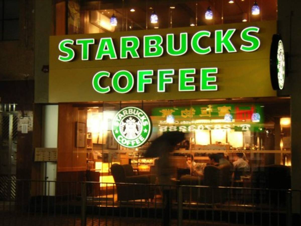 Starbucks muda su sede europea de Amsterdam a Londres