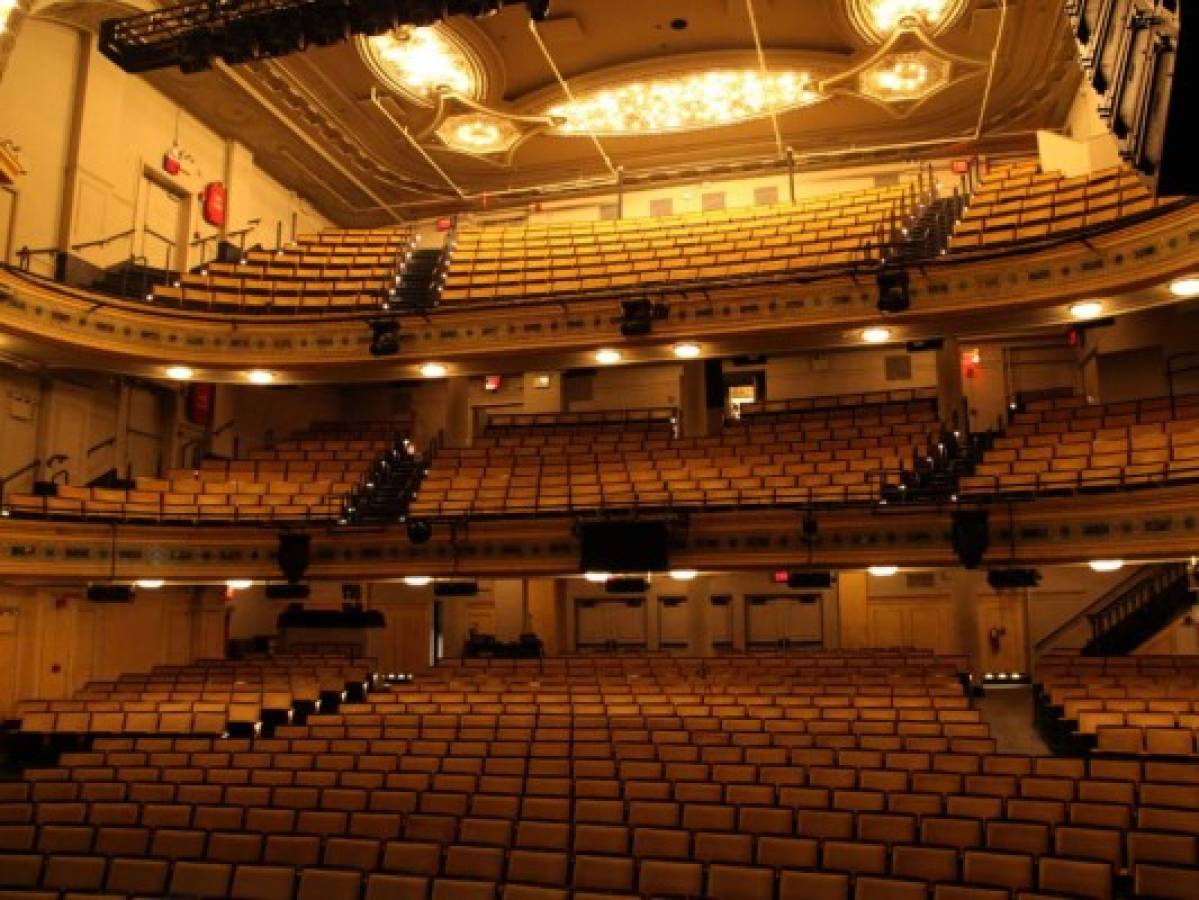 Teatro más viejo de Broadway abre sus puertas a turistas  