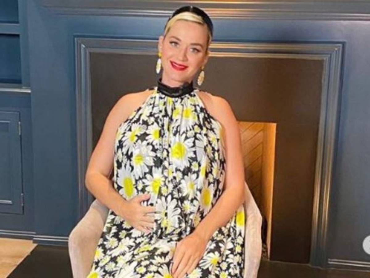 Katy Parry revela qué famosa será la madrina de su bebé