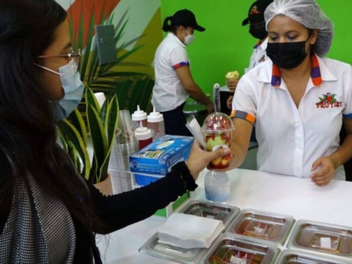 Cada helado es preparado con las medidas de bioseguridad apropiadas. Foto: Cortesía