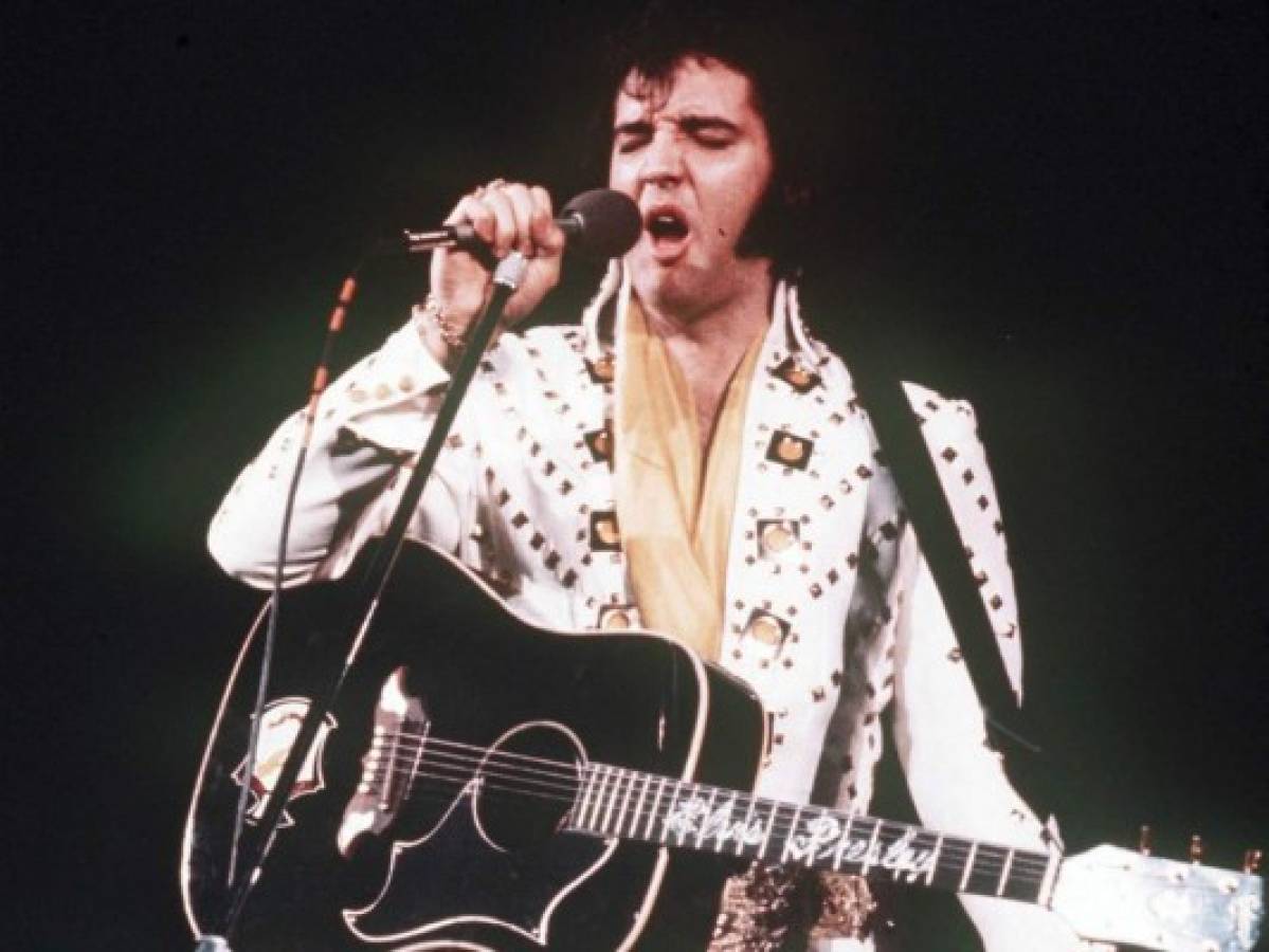 Subastan jet privado de Elvis Presley abandonado durante 35 años  