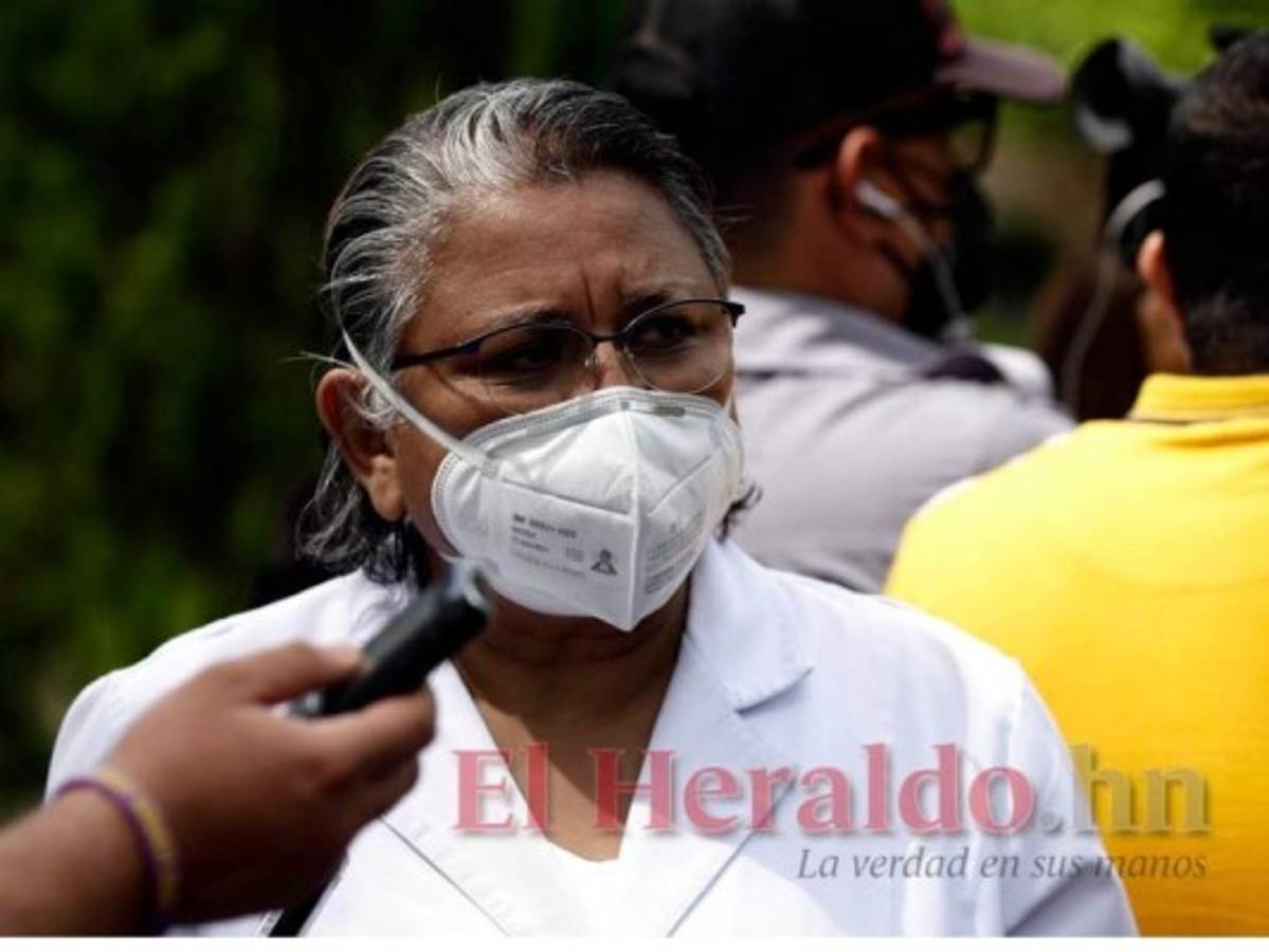 Los médicos del Tórax se pronunciaron ante la reducción de medicamentos para el Tórax. Foto: Emilio flores